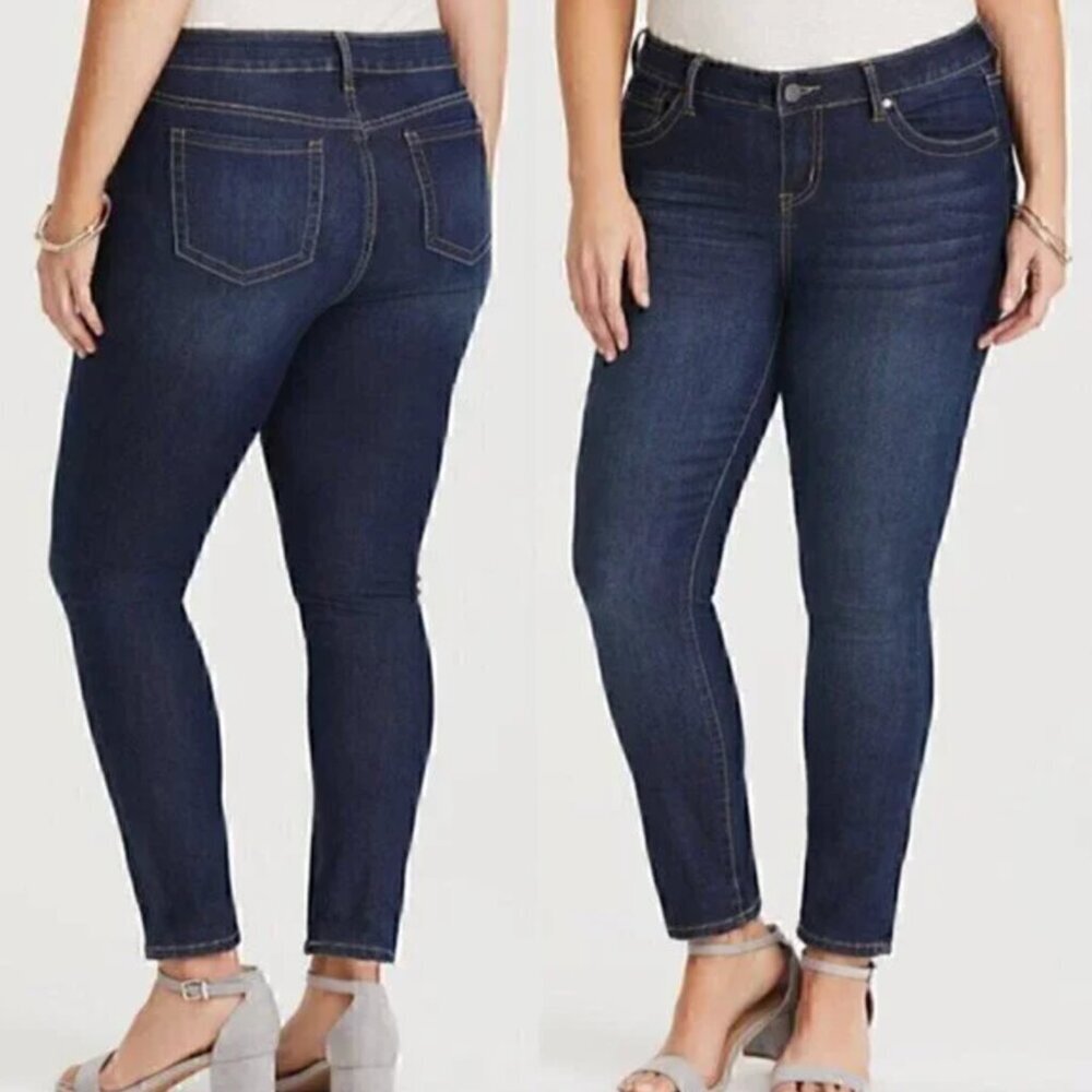 TORRID Plus Size Skinny Super Stretch Mid Rise Jean Dark Wash sz 24T / 24 TALL